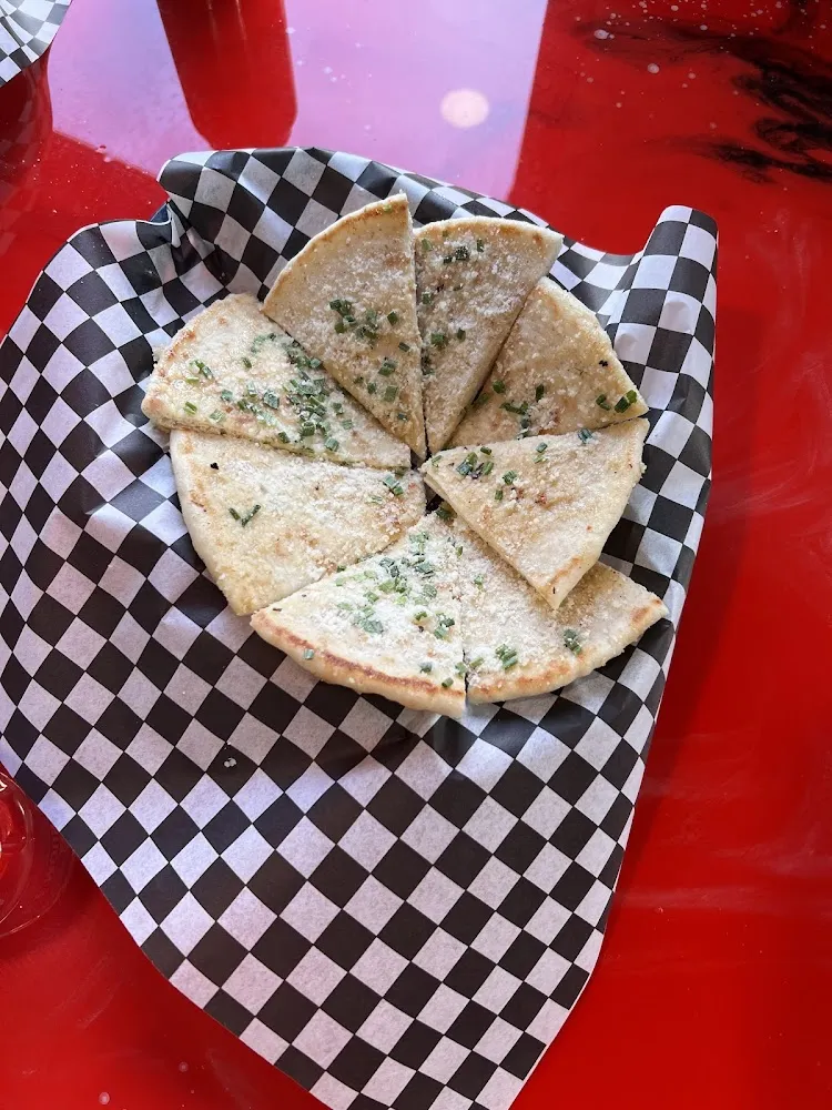 Grilled Garlic Pita Bread